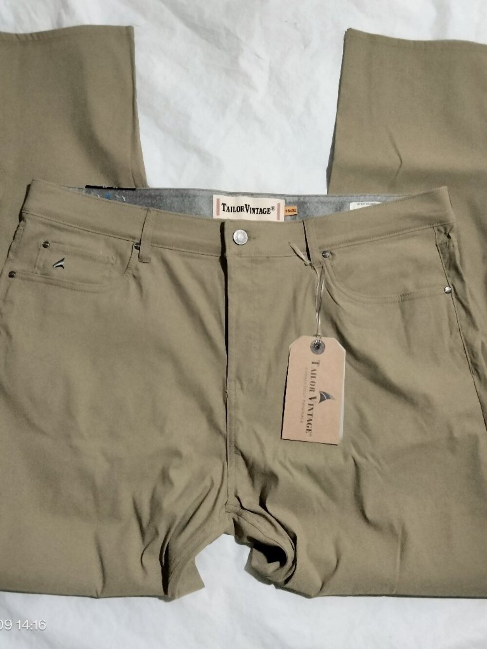 Tailor Vintage Men’s Connecticut Originals Canaan Slim Tech Pants Khaki 38x32 (3